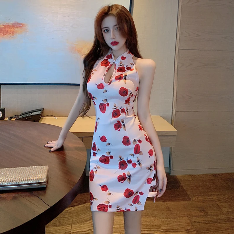 Women Red Rose Print Qipao Nightclub Bar Bodycon Sexy Lady Mini Dress Elegant Chinese Style Cheongsam Vintage Vestidos Dresses
Women Red Rose Print Qipao Nightclub Bar Bodycon Sexy Lady Mini Dress Elegant Chinese Style Cheongsam Vintage Vestidos Dresses