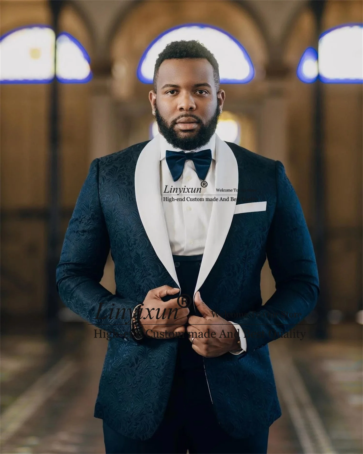 Classic Jacquard Pattern Mens Suits White Lapel Groom Wedding Tuxedos Prom Terno Masculino Blazer 3 Pieces Set Jacket+Pant+Vest
Classic Jacquard Pattern Mens Suits White Lapel Groom Wedding Tuxedos Prom Terno Masculino Blazer 3 Pieces Set Jacket+Pant+Vest