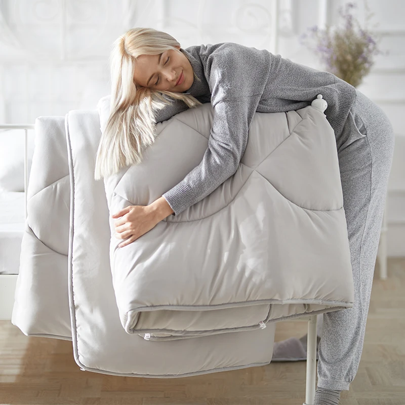 Washable Duvet Down Duvet Plush Multicolor Choose Hotel Home Quilt Blanket All-season High Quality Microfiber Fill Comforter
Washable Duvet Down Duvet Plush Multicolor Choose Hotel Home Quilt Blanket All-season High Quality Microfiber Fill Comforter