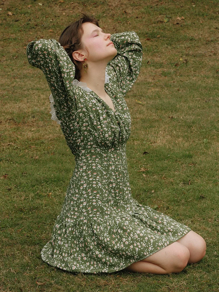 Spring Original Design Summer Women Vintage Elegant Slim Midi Beach Casual Loose Floral Print Chiffon Short Dress
Spring Original Design Summer Women Vintage Elegant Slim Midi Beach Casual Loose Floral Print Chiffon Short Dress