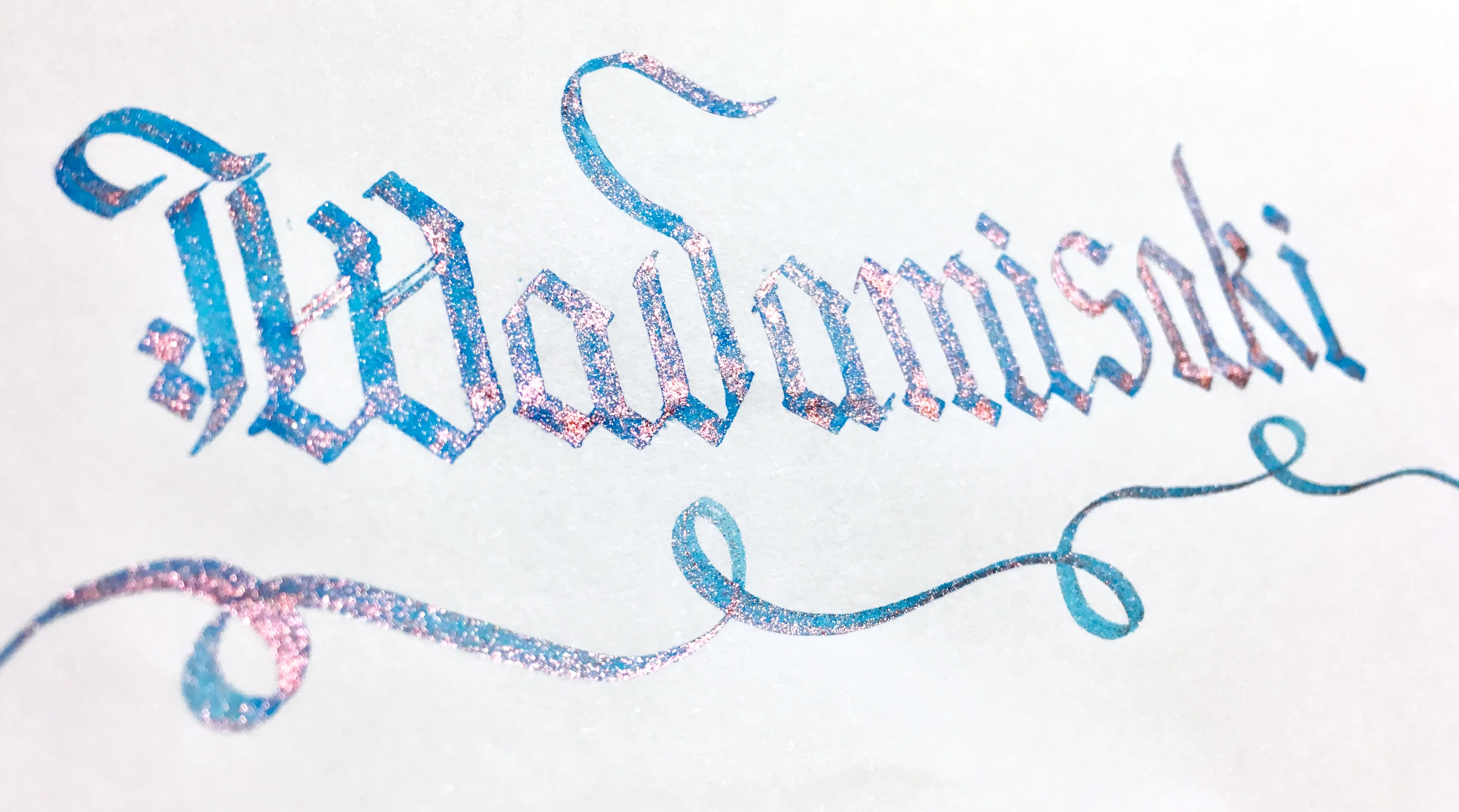 Dream Ink 003, Painting Ink, Fountain Pen Dip Pen Ink With Shinning Powder 20ml/bottle
Dream Ink 003, Painting Ink, Fountain Pen Dip Pen Ink With Shinning Powder 20ml/bottle