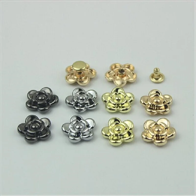 (10 pieces/lot) new handbag hardware accessories rose flower rivet decorative buckle female shoes clothing accessories
(10 pieces/lot) new handbag hardware accessories rose flower rivet decorative buckle female shoes clothing accessories
