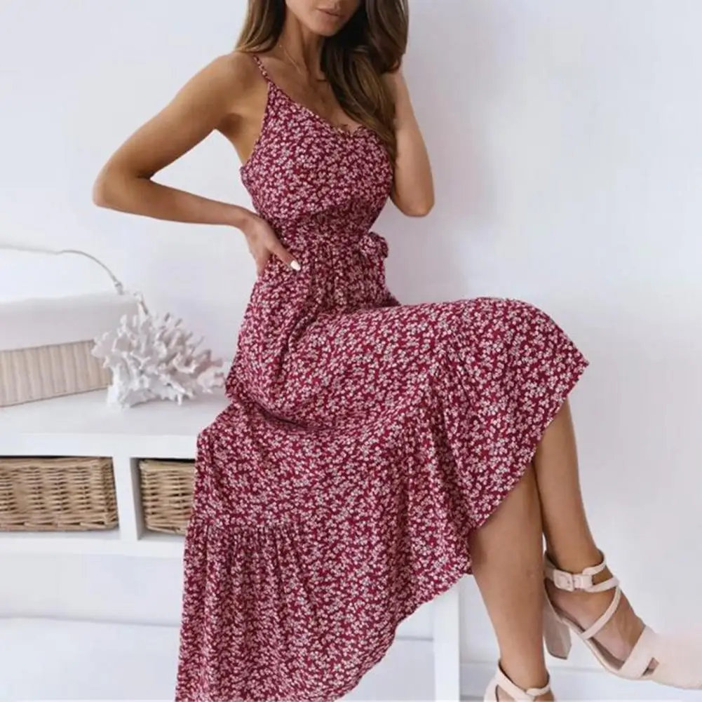 Summer New Fashion Trendy Women's Dress with Thin Shoulder Straps and Large Hem Floral Print Backless Tight-Fitting Long Skirt
Summer New Fashion Trendy Women's Dress with Thin Shoulder Straps and Large Hem Floral Print Backless Tight-Fitting Long Skirt
