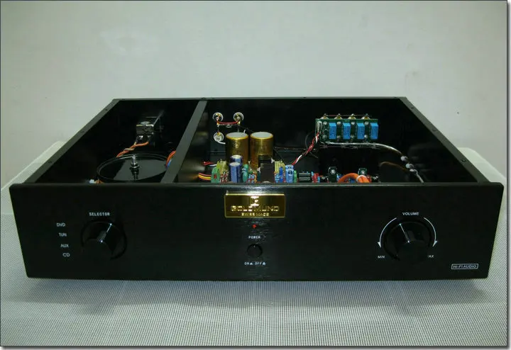 Balanced Class A pre-stage reference Accuphase E-305 high-power power amplifier hifi post-stage pre-amplifier
Balanced Class A pre-stage reference Accuphase E-305 high-power power amplifier hifi post-stage pre-amplifier