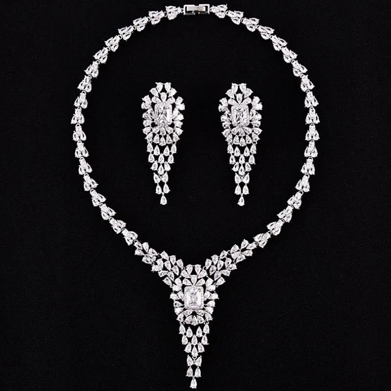 zlxgirl bridal jewelry sets luxury brand women's wedding necklace with earring jewelry sets perfect zirconia copper pendant ears
zlxgirl bridal jewelry sets luxury brand women's wedding necklace with earring jewelry sets perfect zirconia copper pendant ears