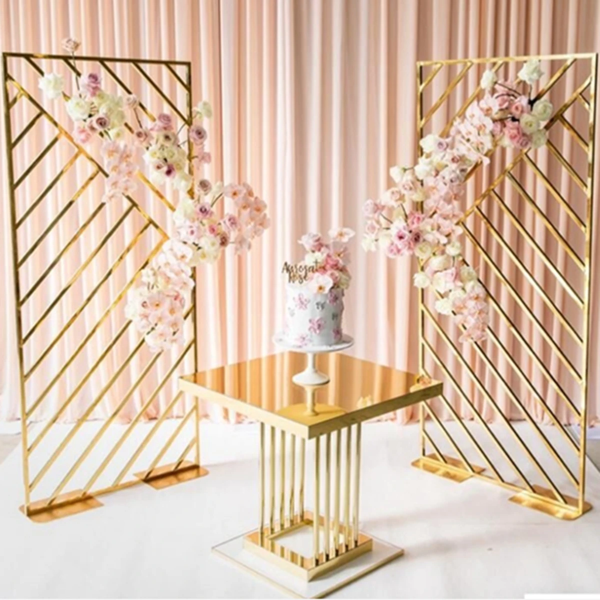 2pcs)No table)Large gold metal Stainless Steel for Wedding Decoration Garden Decoration iron Floor square backdrop AB0884
2pcs)No table)Large gold metal Stainless Steel for Wedding Decoration Garden Decoration iron Floor square backdrop AB0884