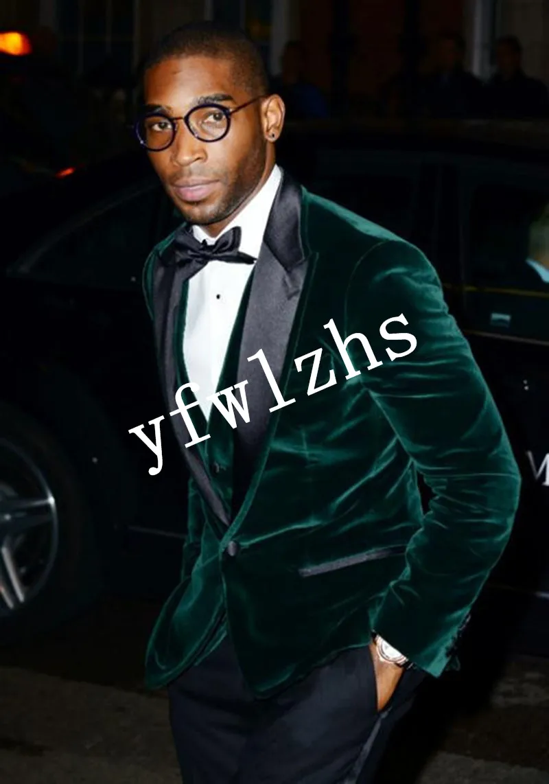 New Arrival Velveteen Groomsmen Peak Lapel Groom Tuxedos Men Suits Wedding/Prom Best Man Blazer ( Jacket+Pants+Vest+Tie) B279
New Arrival Velveteen Groomsmen Peak Lapel Groom Tuxedos Men Suits Wedding/Prom Best Man Blazer ( Jacket+Pants+Vest+Tie) B279