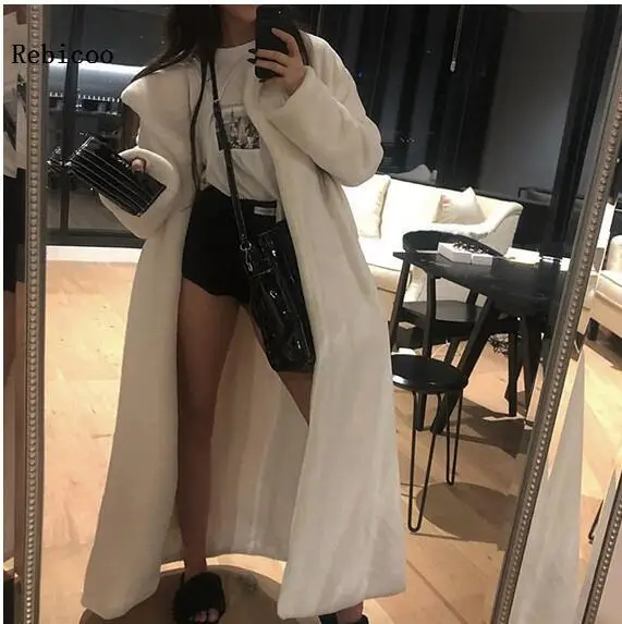 Winter High Quality Thick Warm Coats Female tops plush Jacket Women Luxury Christmas party long Fur Coat Elegant Overcoat
Winter High Quality Thick Warm Coats Female tops plush Jacket Women Luxury Christmas party long Fur Coat Elegant Overcoat