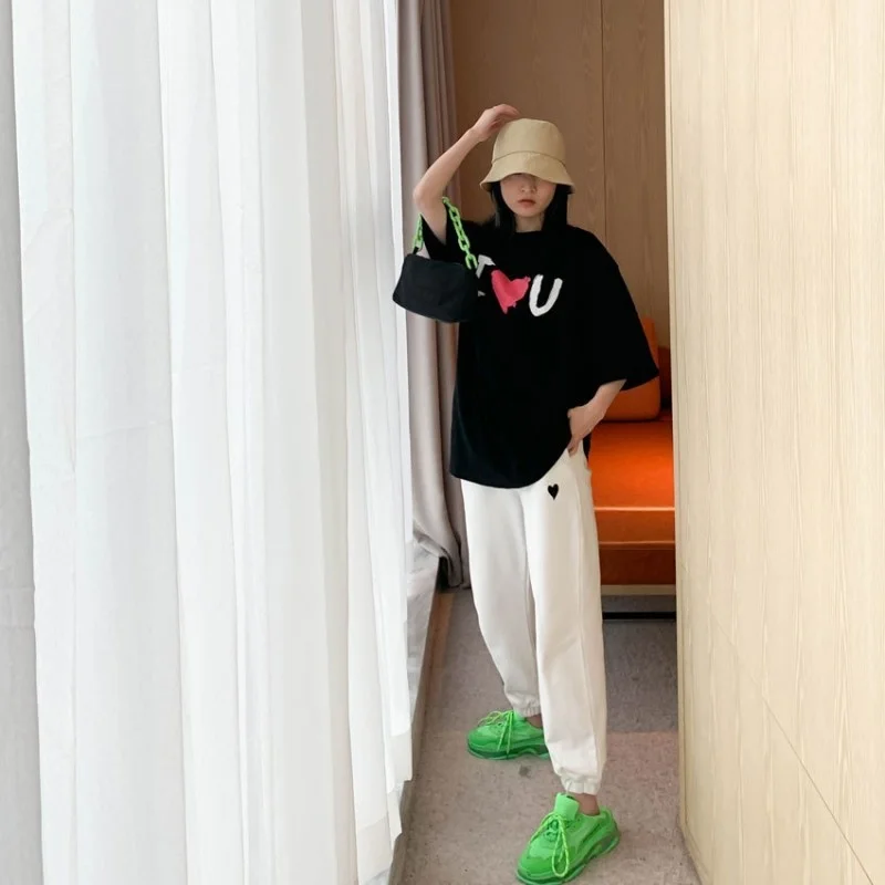 Joggers Casual Sweatpants Women Summer Drawstring High Waist Loose Harem Pants New Streetwear Hip Hop Fashion Trousers Female
Joggers Casual Sweatpants Women Summer Drawstring High Waist Loose Harem Pants New Streetwear Hip Hop Fashion Trousers Female