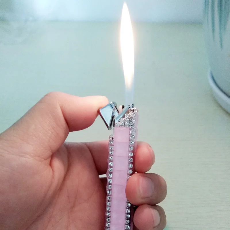 Gorgeous diamond lighter open flame lady lighter unusual portable cigarette accessories ( event wholesale link)
Gorgeous diamond lighter open flame lady lighter unusual portable cigarette accessories ( event wholesale link)