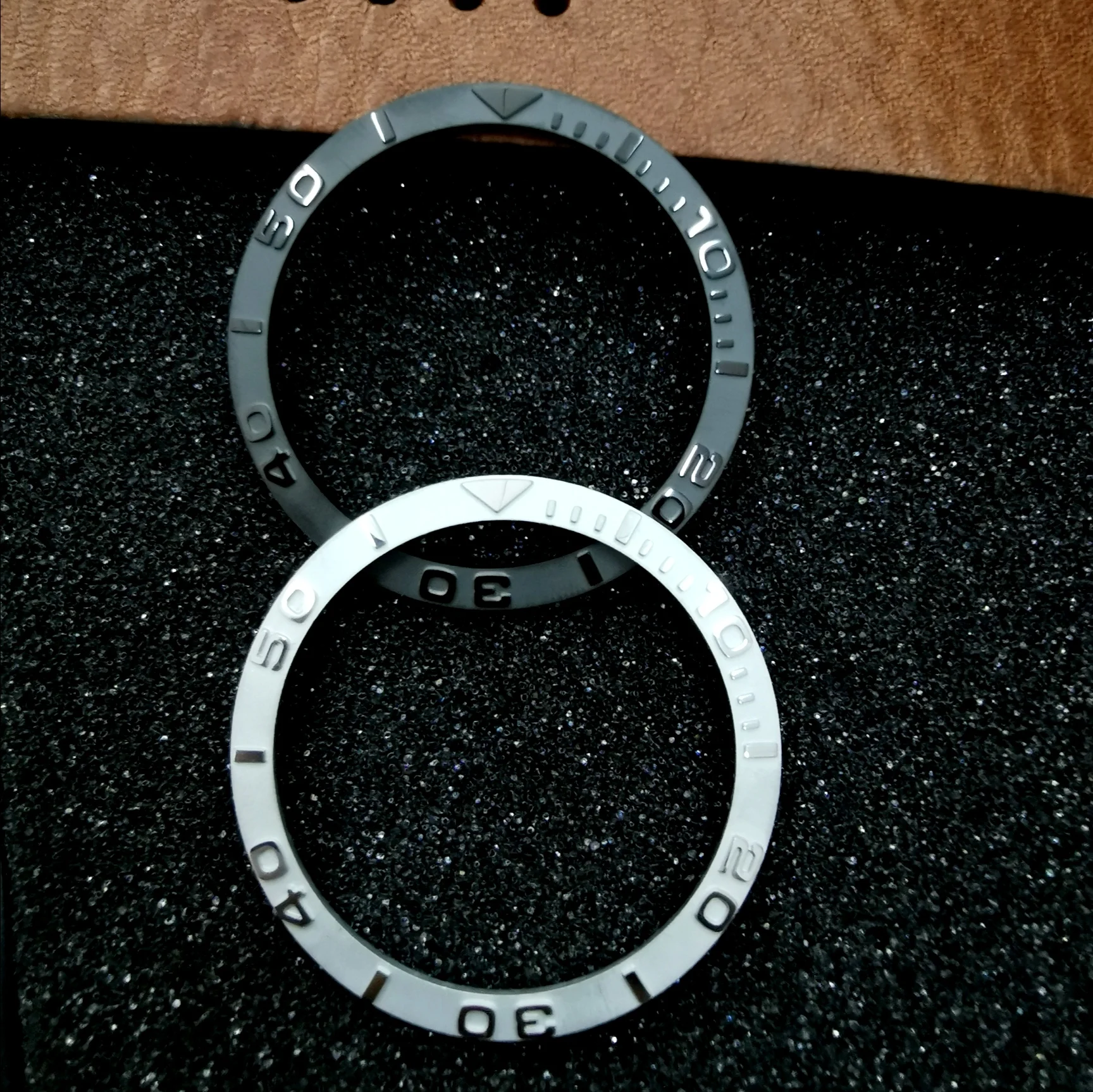 Аксессуары для часов для дайвинга, модификация Skx007/skx009, запасная выпуклая яхта, керамическая деталь
Аксессуары для часов для дайвинга, модификация Skx007/skx009, запасная выпуклая яхта, керамическая деталь