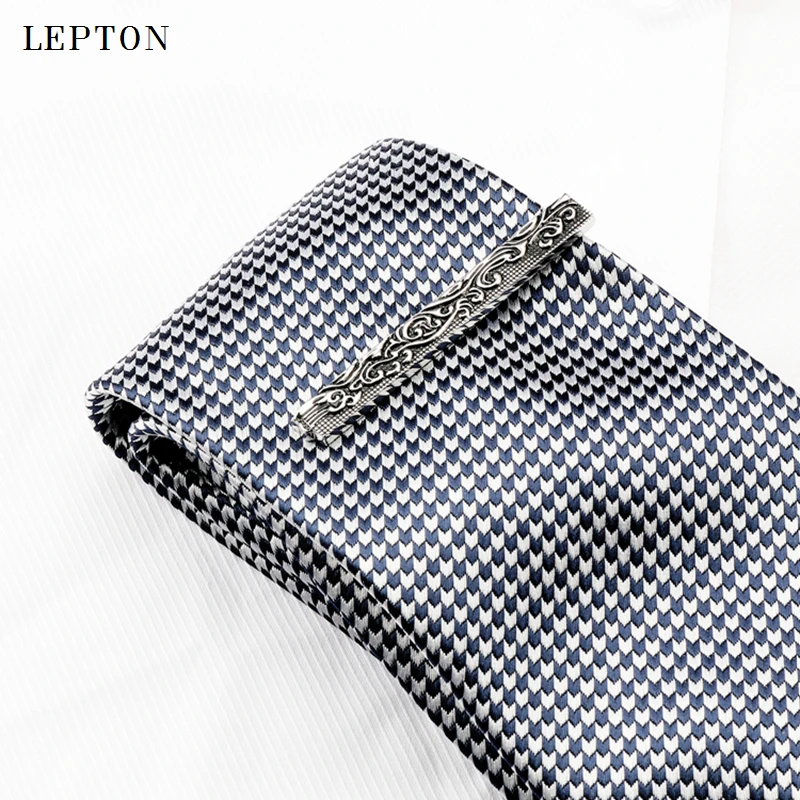 Hot Vintage Totem Tie Clips For Mens Lepton Metal Sea wave Design Tie Bar Business Wedding Tie Clip With Gift Box Drop Shipping
Hot Vintage Totem Tie Clips For Mens Lepton Metal Sea wave Design Tie Bar Business Wedding Tie Clip With Gift Box Drop Shipping
