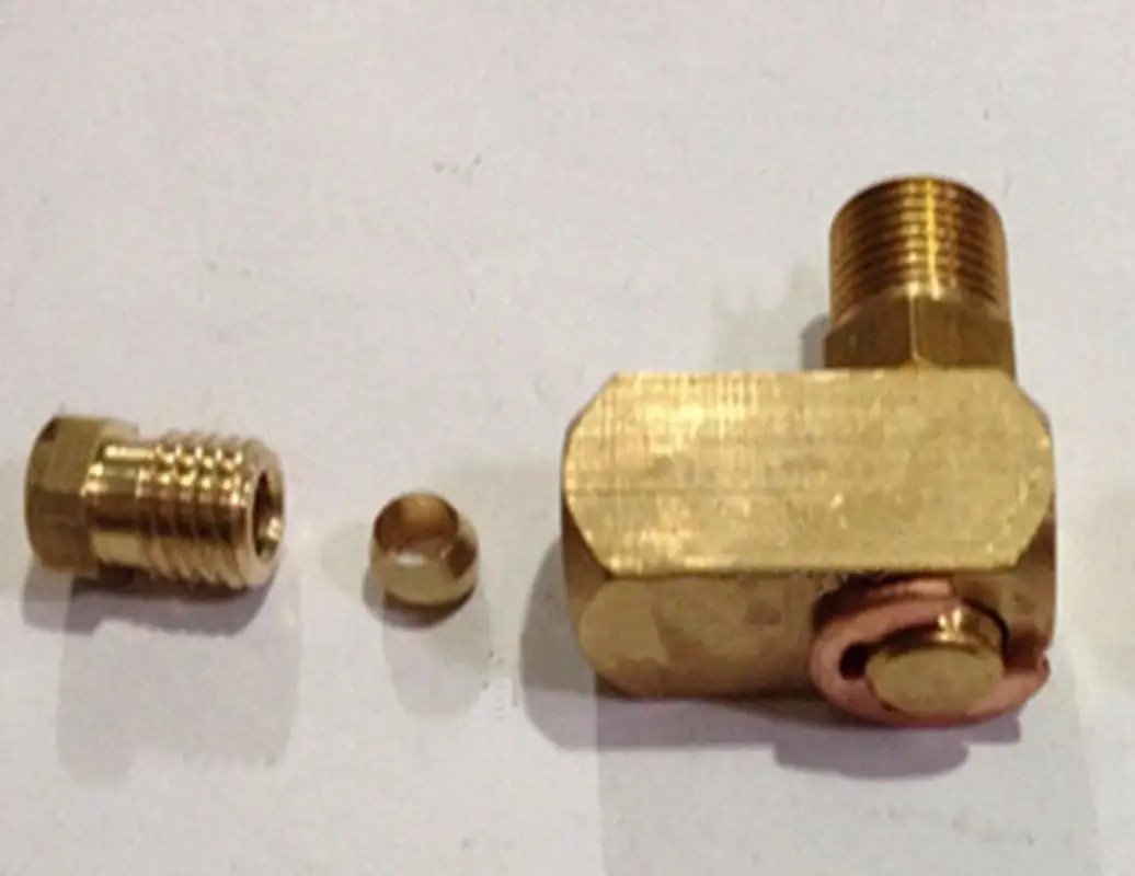 1/8" BSPP Male Thread x 6mm OD Tube Adjustable Brass Connector Machine Tool Oil Filter Canister Adapter Pipe fitting
1/8" BSPP Male Thread x 6mm OD Tube Adjustable Brass Connector Machine Tool Oil Filter Canister Adapter Pipe fitting