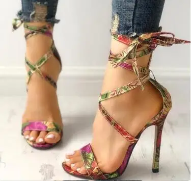 Leaf Printed High Heel Sandals Women Fashion Lace-up Cross Tied Gladiator Dress Sandals Sexy Strappy Casual Shoes Party Pumps
Leaf Printed High Heel Sandals Women Fashion Lace-up Cross Tied Gladiator Dress Sandals Sexy Strappy Casual Shoes Party Pumps