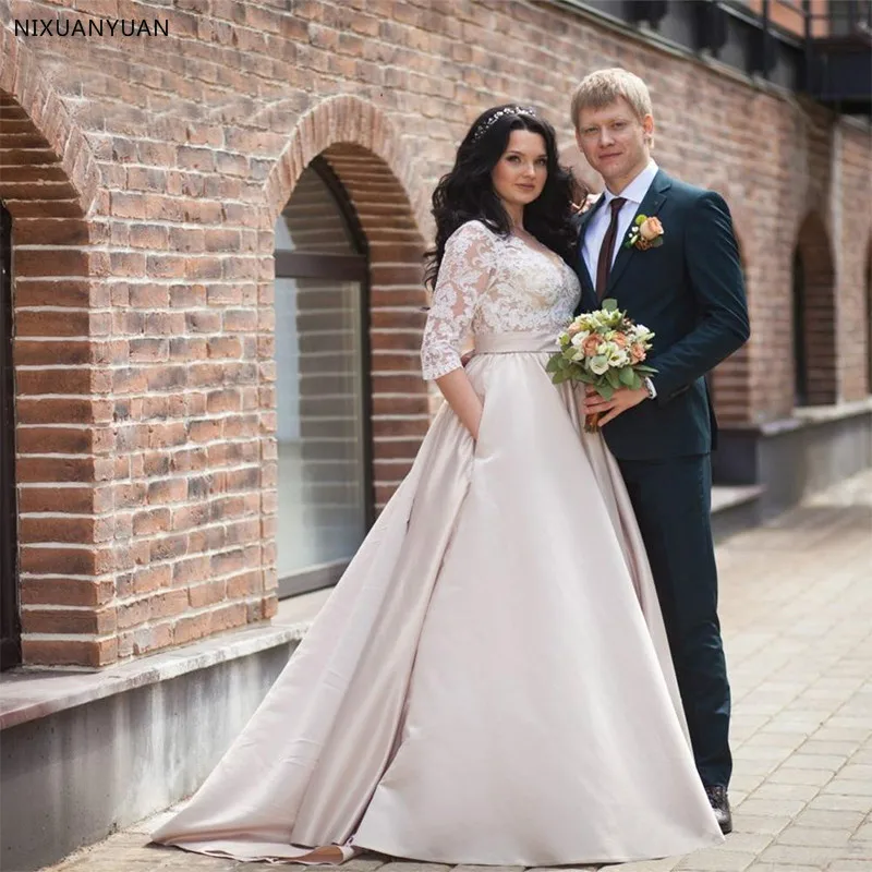 2023 V-neck Plus Size Wedding Dresses Half Sleeves Lace Appliques Wedding Gowns Covered Buttons Sweep Train Vestido De Casamento
2023 V-neck Plus Size Wedding Dresses Half Sleeves Lace Appliques Wedding Gowns Covered Buttons Sweep Train Vestido De Casamento