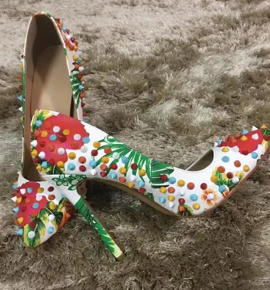 Spring Ladies Multi Metal Rivets Floral Printed Leather Pumps Stiletto Heels Pointed Toe Celebrity High Heels Mujer Zapatos
Spring Ladies Multi Metal Rivets Floral Printed Leather Pumps Stiletto Heels Pointed Toe Celebrity High Heels Mujer Zapatos