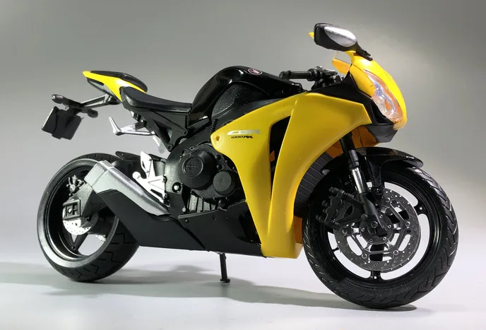 Genuine 1/12 New Special Offer Die-cast Metal Motorcycle Desktop Display Collection Model Toys For Children
Genuine 1/12 New Special Offer Die-cast Metal Motorcycle Desktop Display Collection Model Toys For Children
