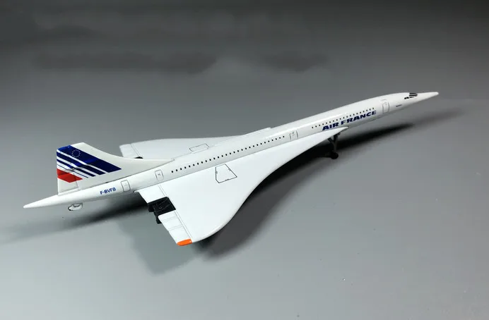 1/400 New Die-cast Metal French Air Supersonic Concorde Desktop Model Static Display Collection Toys For Children
1/400 New Die-cast Metal French Air Supersonic Concorde Desktop Model Static Display Collection Toys For Children