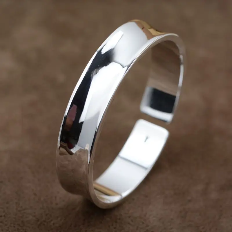 Thousands of fine silver process wholesale female Bracelet Gao Paoguang all-match concave opening process of atmosphere
Thousands of fine silver process wholesale female Bracelet Gao Paoguang all-match concave opening process of atmosphere