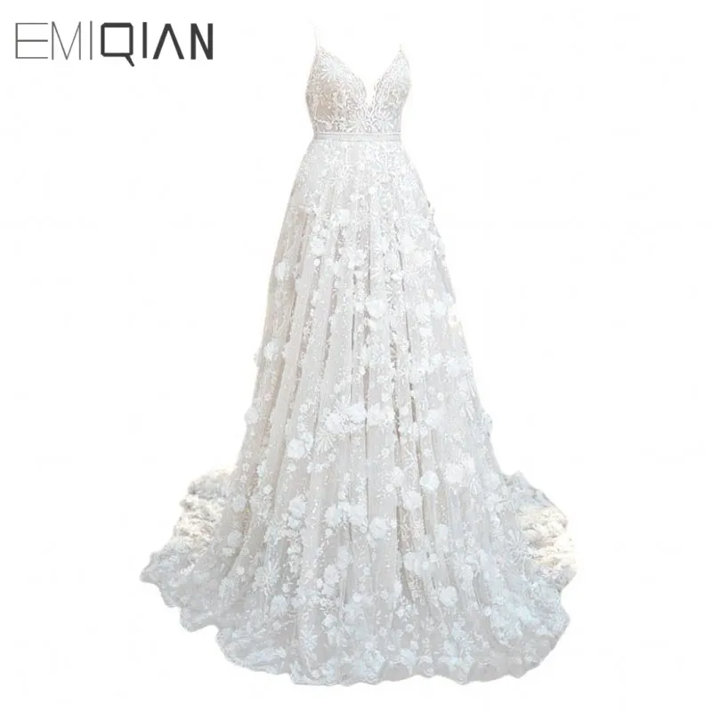 Designer Bridal Wedding Dress Spaghetti V-Neck Vestido De Noiva Gorgeous Cathedral Train Lace Wedding Bridal Dress
Designer Bridal Wedding Dress Spaghetti V-Neck Vestido De Noiva Gorgeous Cathedral Train Lace Wedding Bridal Dress