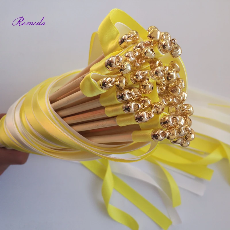 50pcs/lot yellow and white Stain Ribbon with gold Bell Wands Wedding Wands stickers For Wedding Party
50pcs/lot yellow and white Stain Ribbon with gold Bell Wands Wedding Wands stickers For Wedding Party
