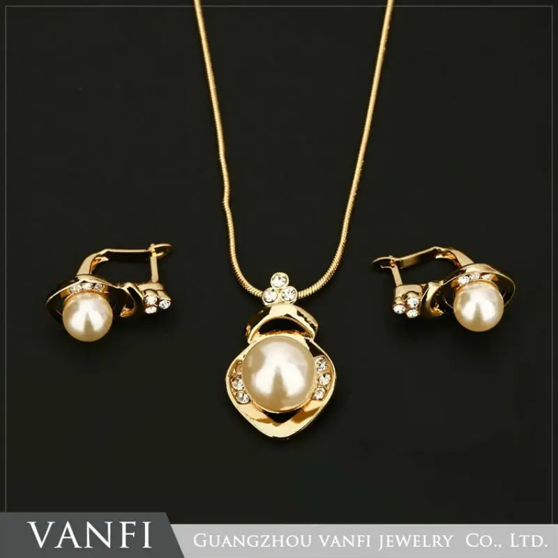 Kfvanfi New Drop Necklace Earrings Fashion Indian Gold Silver Color Rhinestones Imitation Pearl Jewelry Set For Women Party
Kfvanfi New Drop Necklace Earrings Fashion Indian Gold Silver Color Rhinestones Imitation Pearl Jewelry Set For Women Party