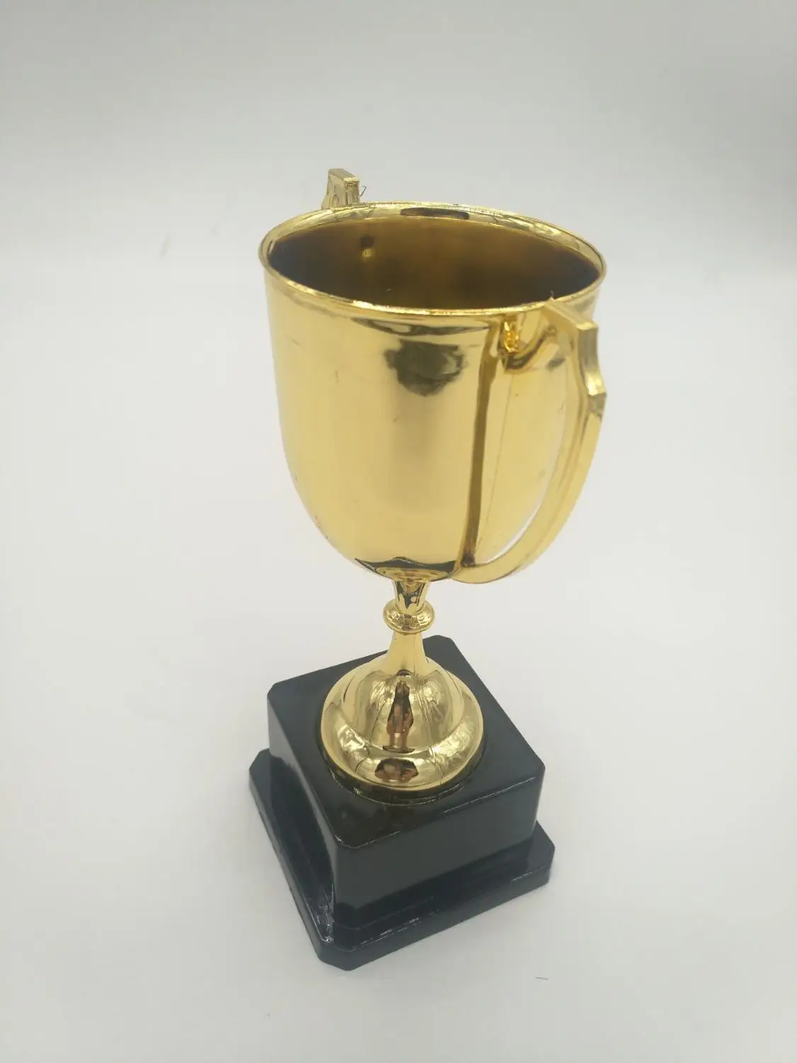 2019 new style Plastic Tulip Shape Trophy Cup Prize Award Competition Sports Winner Table Decor high Tall
2019 new style Plastic Tulip Shape Trophy Cup Prize Award Competition Sports Winner Table Decor high Tall