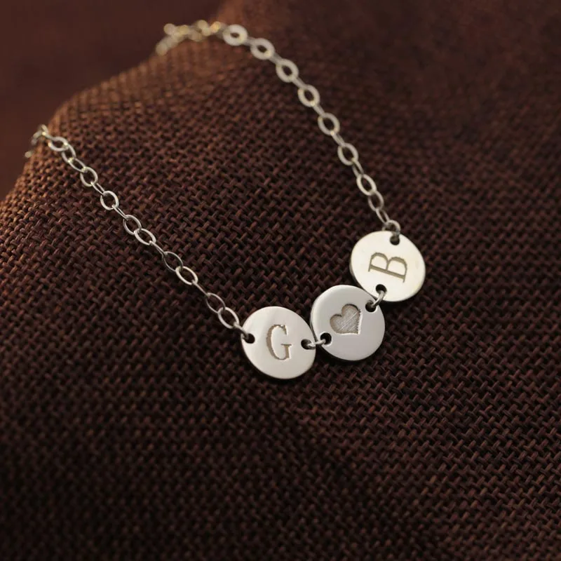 Hot Selling 925 Solid Silver Initail Letter Jewelry Trendy 18K Gold Plated Round Disc Charm Bracelet for Women
Hot Selling 925 Solid Silver Initail Letter Jewelry Trendy 18K Gold Plated Round Disc Charm Bracelet for Women