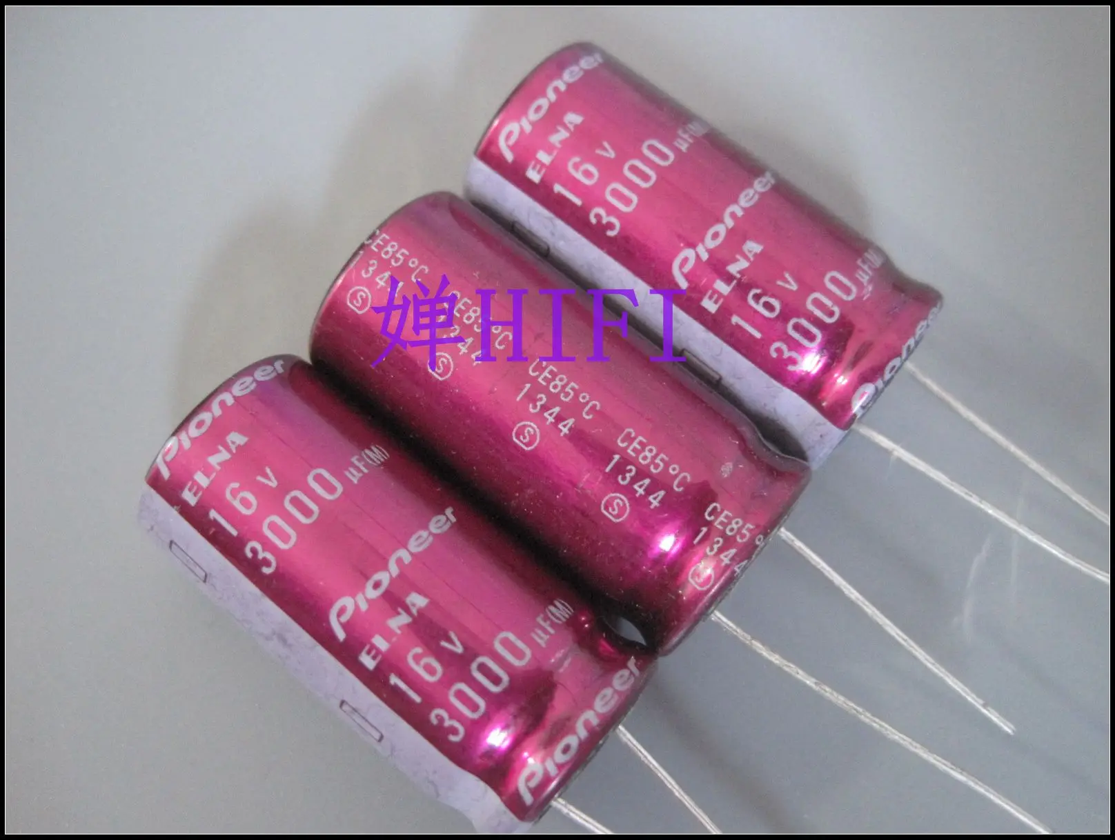 2020 hot sale 20PCS/50PCS ELNA original purple gown audio capacitor 16v3000uf electrolyte capacitor free shipping
2020 hot sale 20PCS/50PCS ELNA original purple gown audio capacitor 16v3000uf electrolyte capacitor free shipping