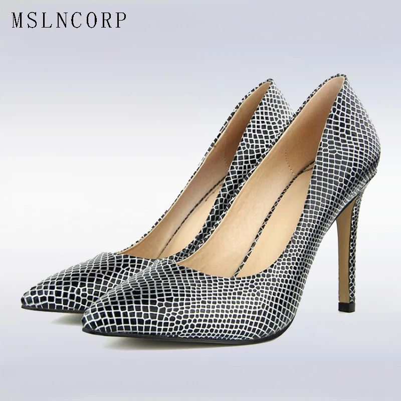 plus size 34-42 New Spring Autumn Women Pumps Sexy Thin High Heels Shoes Fashion Pointed Toe slip on Dress Wedding Party Shoes
plus size 34-42 New Spring Autumn Women Pumps Sexy Thin High Heels Shoes Fashion Pointed Toe slip on Dress Wedding Party Shoes