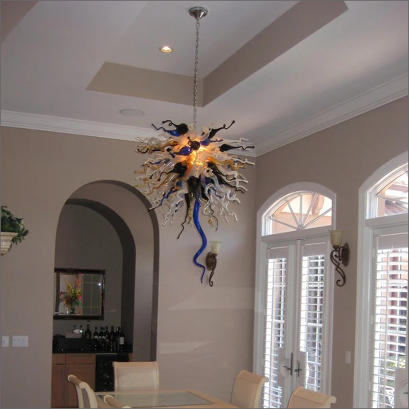 Unique Decorative Designer Glass Lamps Hand Blown Clear Glass Small Size Chandelier with Simple Designed
Unique Decorative Designer Glass Lamps Hand Blown Clear Glass Small Size Chandelier with Simple Designed
