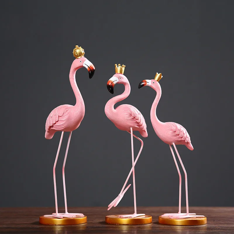 Simple Queen of Nordic Ins Flamingo Resin Handicraft European Decoration Birthday Gift Desk Decoration Miniature Figurines
Simple Queen of Nordic Ins Flamingo Resin Handicraft European Decoration Birthday Gift Desk Decoration Miniature Figurines