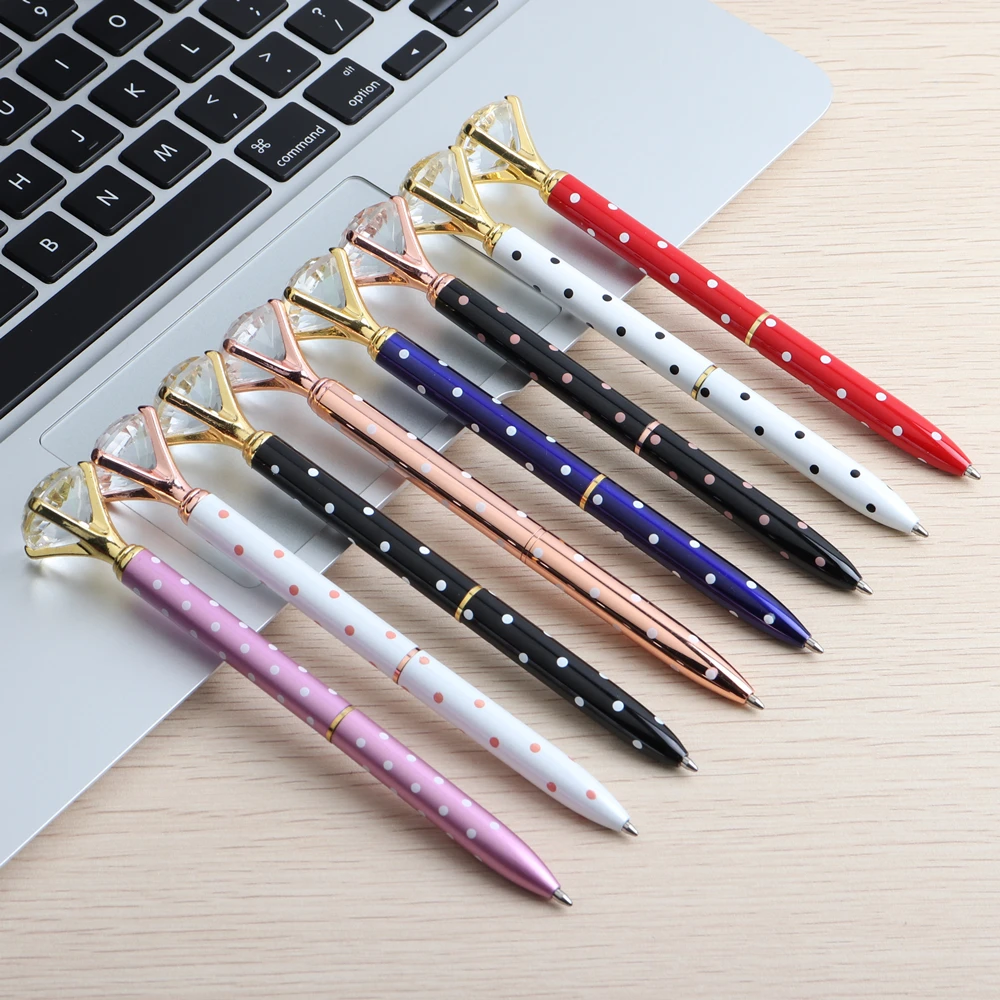 1PCS Crystal Ball Pens Polka Dot Fashion Girl 19 Carat Large Diamond Ballpoint Pens 8 Colors For School Stationery Supplies Pen
1PCS Crystal Ball Pens Polka Dot Fashion Girl 19 Carat Large Diamond Ballpoint Pens 8 Colors For School Stationery Supplies Pen