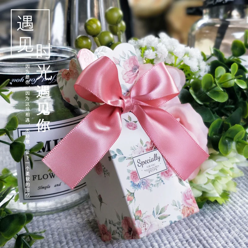 50pcs/ New Romantic Marble Lines Candy Boxes with Ribbon Decoration for Wedding or Birthday Party Event Gifts Chocolates Storage
50pcs/ New Romantic Marble Lines Candy Boxes with Ribbon Decoration for Wedding or Birthday Party Event Gifts Chocolates Storage