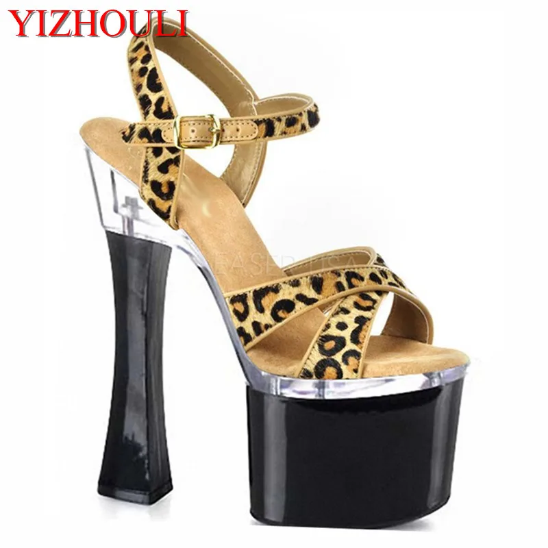 Super unique 18 cm high heels sandals thick leopard Europe and the United States with the shoes
Super unique 18 cm high heels sandals thick leopard Europe and the United States with the shoes