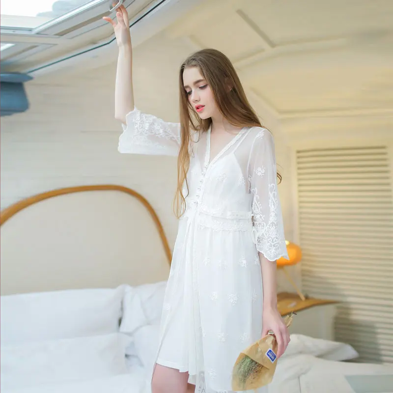 Women Summer royal gauze fabric comfortable embroidered twinset long design sweet lace nightgown thin female
Women Summer royal gauze fabric comfortable embroidered twinset long design sweet lace nightgown thin female