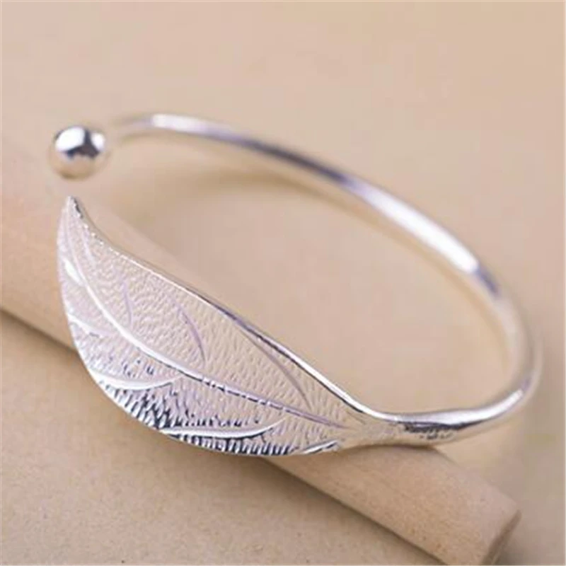S925 Silver Plated Leaf Charm Bracelets & Bangles For Women Wedding Adjustable Bracelet Pulseira Feminina SL206
S925 Silver Plated Leaf Charm Bracelets & Bangles For Women Wedding Adjustable Bracelet Pulseira Feminina SL206