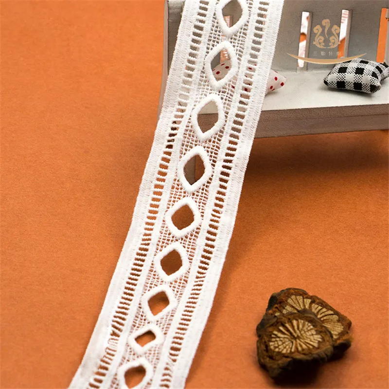 5Yards Double-side Milk silk Embroidery Lace Factory Outlet soft Lace Tape For DIY Wedding Dress lace Sewing Accessories 5cm
5Yards Double-side Milk silk Embroidery Lace Factory Outlet soft Lace Tape For DIY Wedding Dress lace Sewing Accessories 5cm