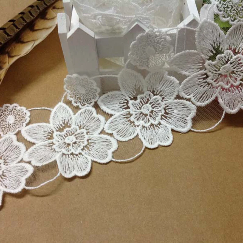 10 ярдов, ширина 8,5 см, белый очаровательный Вышитый цветочный кружевная лента, ткань для шитья, сделай сам, ремесло, кружевная отделка, аксессуар для одежды
10 ярдов, ширина 8,5 см, белый очаровательный Вышитый цветочный кружевная лента, ткань для шитья, сделай сам, ремесло, кружевная отделка, аксессуар для одежды