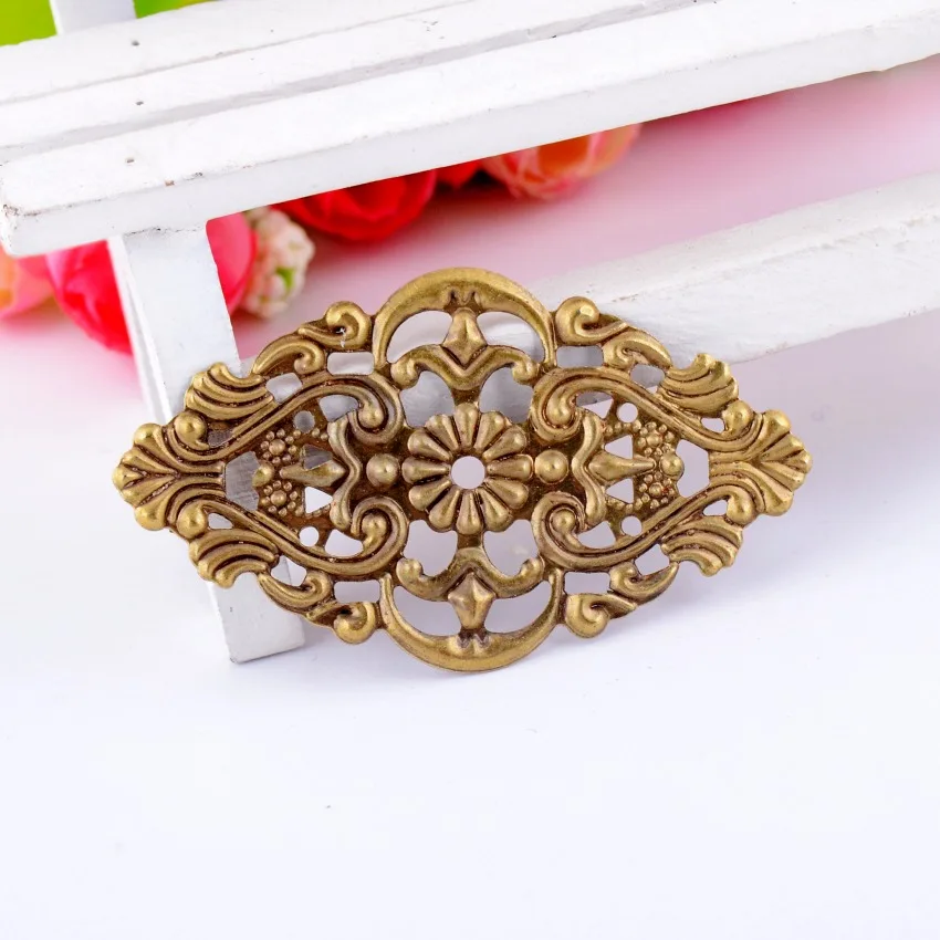 MIAOCHI 50Pcs Filigree Wraps Connectors Metal Crafts Decoration DIY Findings Ancient Bronze Pattern Hollow 32x 55mm
MIAOCHI 50Pcs Filigree Wraps Connectors Metal Crafts Decoration DIY Findings Ancient Bronze Pattern Hollow 32x 55mm
