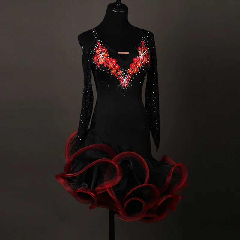 Sexy dress latin dance clothes for women latin dance Embroidery long sleeves dress girls latin dance dress Cha-cha dance dress
Sexy dress latin dance clothes for women latin dance Embroidery long sleeves dress girls latin dance dress Cha-cha dance dress