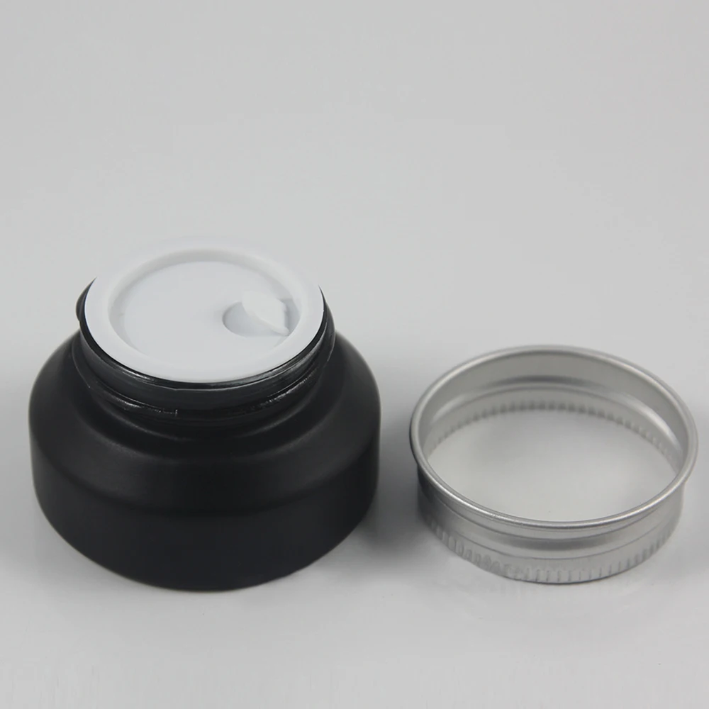30pcs empty 15g black frosted glass cream jar with silver lid, 15 g glass cosmetic jar , empty 15 g mini glass eye cream jar
30pcs empty 15g black frosted glass cream jar with silver lid, 15 g glass cosmetic jar , empty 15 g mini glass eye cream jar