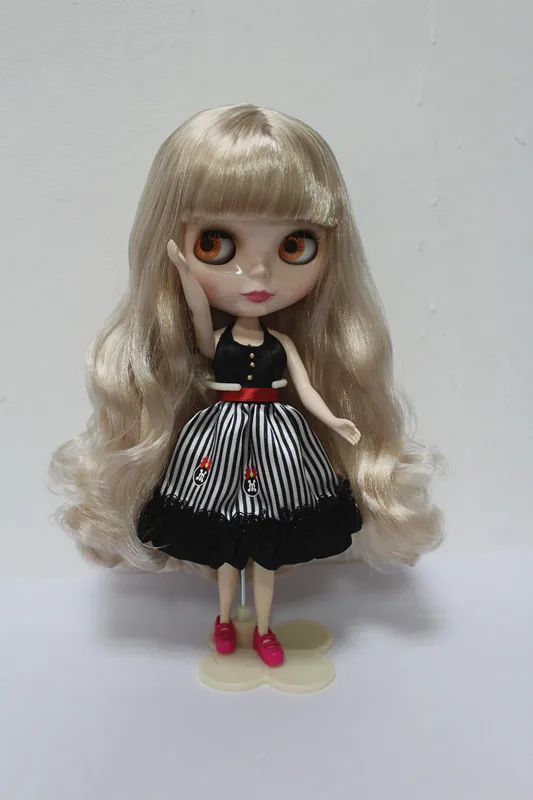 Free Shipping big discount RBL-151DIY Nude Blyth doll birthday gift for girl 4colour big eyes dolls with beautiful Hair cute toy
Free Shipping big discount RBL-151DIY Nude Blyth doll birthday gift for girl 4colour big eyes dolls with beautiful Hair cute toy