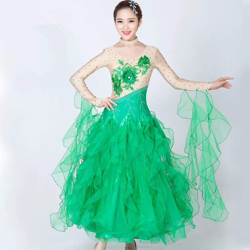New Luxury Big Swing Women Ballroom Dance Dress,Diamond Embroidered Tango/Waltz/Modern Competition/Performance Stage Costume
New Luxury Big Swing Women Ballroom Dance Dress,Diamond Embroidered Tango/Waltz/Modern Competition/Performance Stage Costume