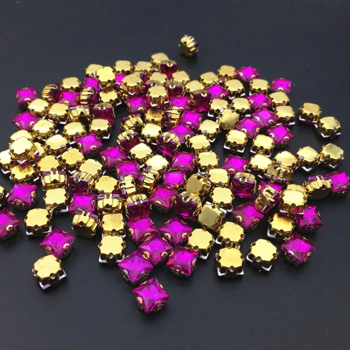 72pcs Rose Red Sew On Princess Square Fancy Stone In Gold D claw setting 6mm Sewing Glass Crystal Beads For Dress Jewelry
72pcs Rose Red Sew On Princess Square Fancy Stone In Gold D claw setting 6mm Sewing Glass Crystal Beads For Dress Jewelry