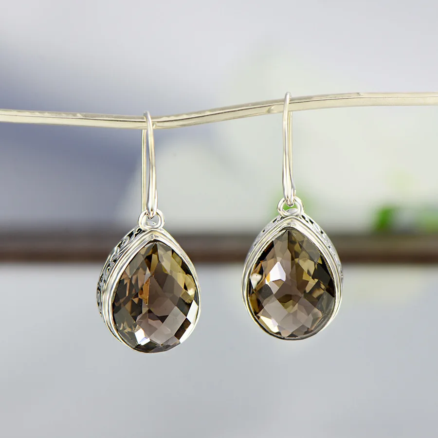 925 silver earrings female teardrop-shaped earrings stylish temperament earrings
925 silver earrings female teardrop-shaped earrings stylish temperament earrings