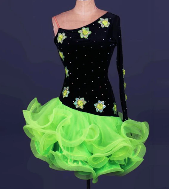 one sleeve green match black flower diamond latin Rumba cha cha salsa tango vestido latinodance dress competition wear S-XXXL
one sleeve green match black flower diamond latin Rumba cha cha salsa tango vestido latinodance dress competition wear S-XXXL