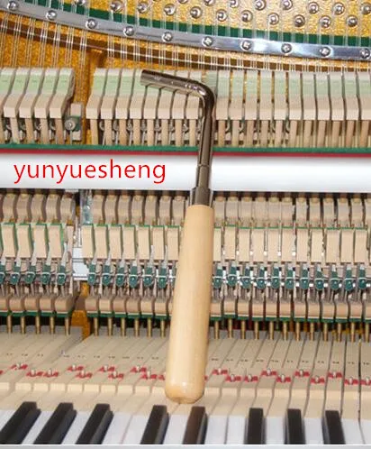 1 PCS piano tuning tuning wrench Piano tuning wrench (straight rod with wooden handle)
1 PCS piano tuning tuning wrench Piano tuning wrench (straight rod with wooden handle)
