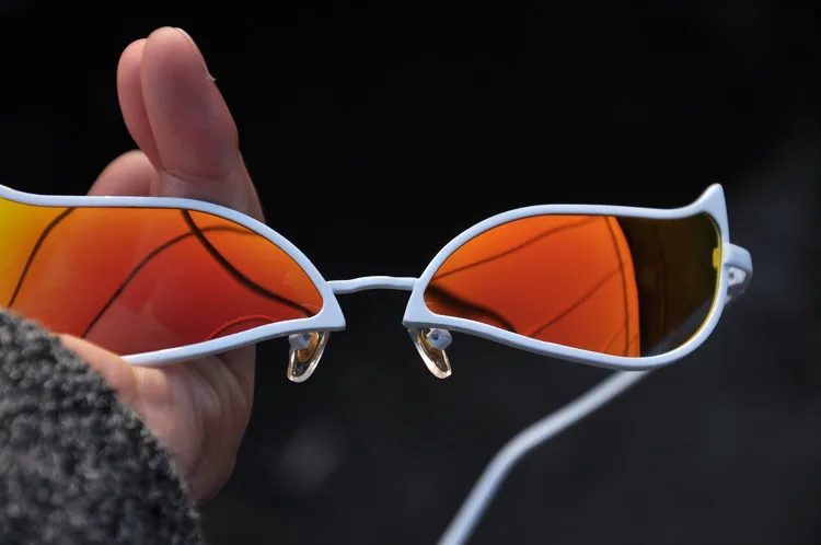 Donquixote Doflamingo sunglasses cosplay Accessories glasses Cosplay Costume
Donquixote Doflamingo sunglasses cosplay Accessories glasses Cosplay Costume