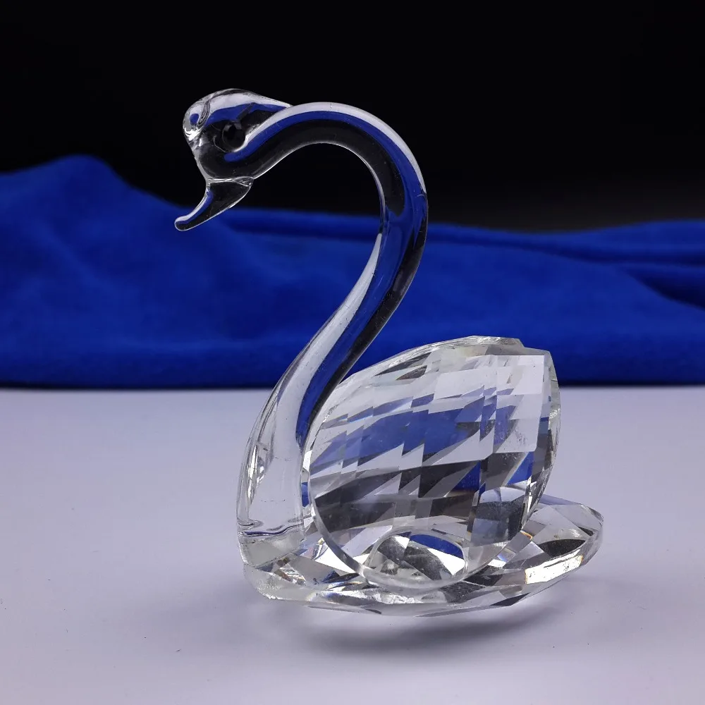 30PCS/LOT Beautiful Crystal Swan Glass Swan Figurines Handmade Animals Wedding Table Decoration
30PCS/LOT Beautiful Crystal Swan Glass Swan Figurines Handmade Animals Wedding Table Decoration